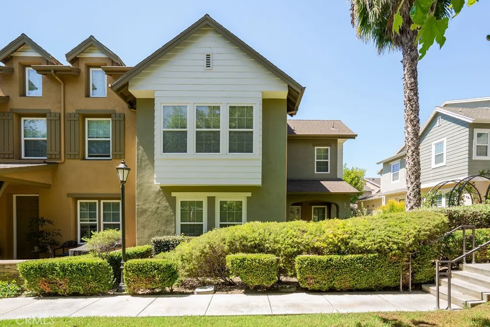 20 Orange Blossom Circle Ladera Ranch, CA 92694