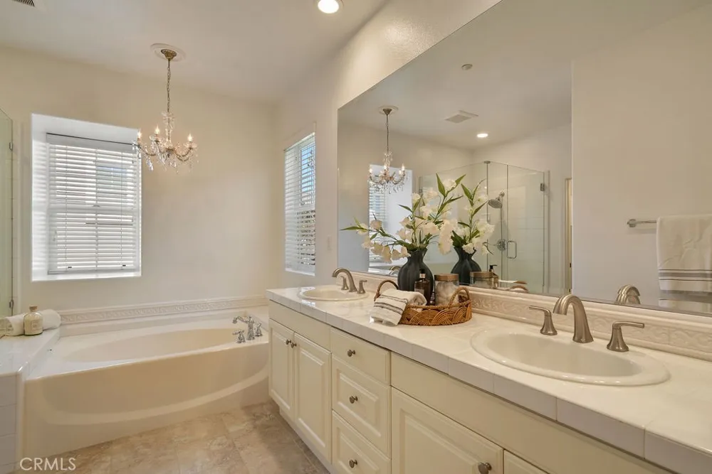 20 Orange Blossom Circle Ladera Ranch, CA 92694