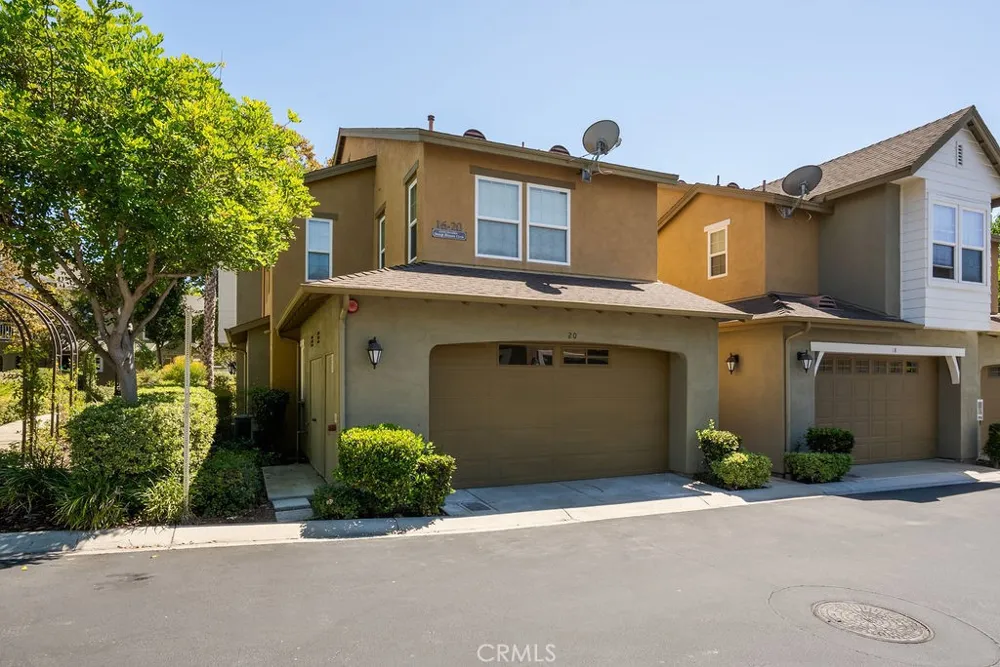 20 Orange Blossom Circle Ladera Ranch, CA 92694