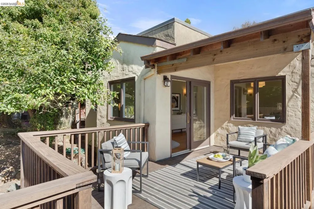 685 Oberlin Ave Kensington, CA 94708