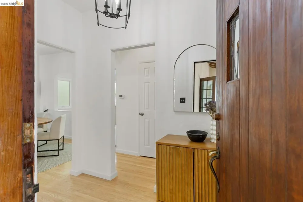 685 Oberlin Ave Kensington, CA 94708