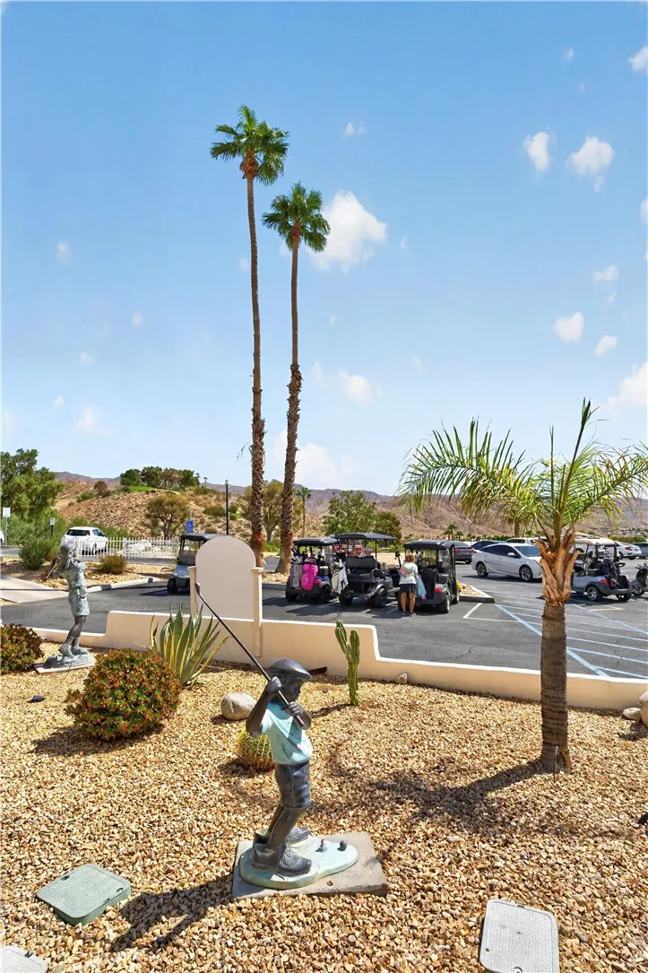 8520 Annandale Desert Hot Springs, CA 92240