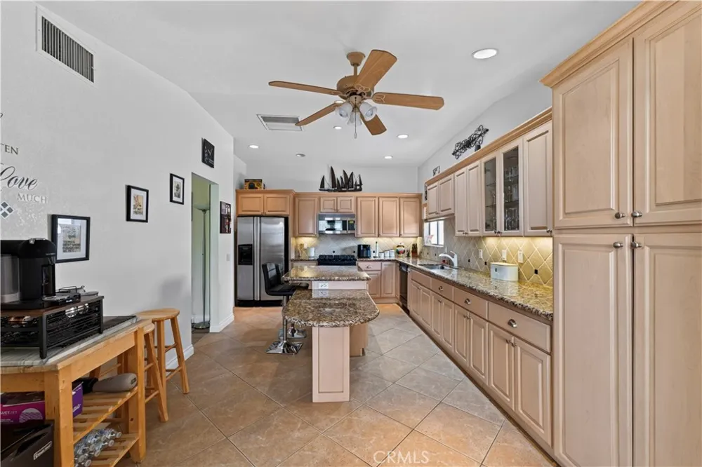 8520 Annandale Desert Hot Springs, CA 92240