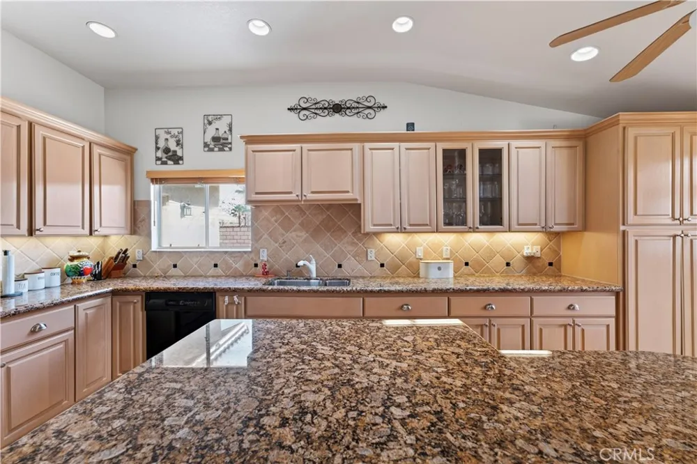 8520 Annandale Desert Hot Springs, CA 92240