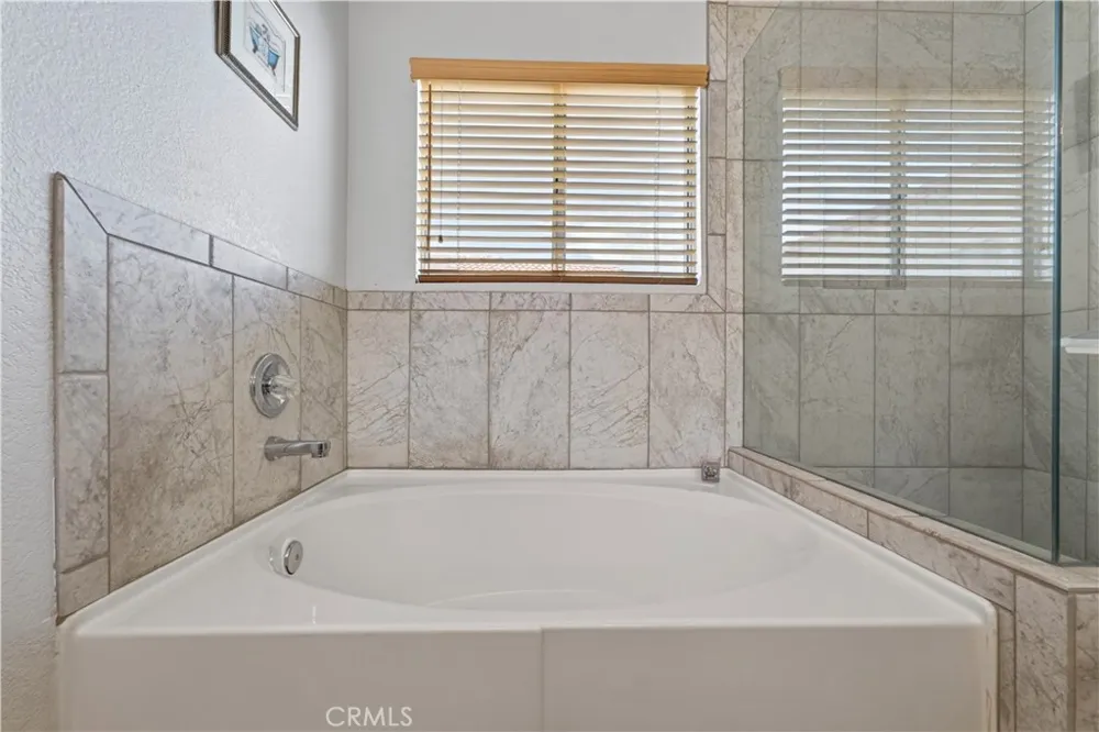 8520 Annandale Desert Hot Springs, CA 92240