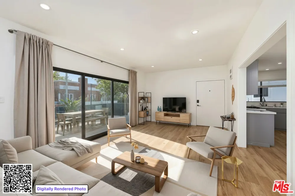 18 24th Avenue Venice, CA 90291
