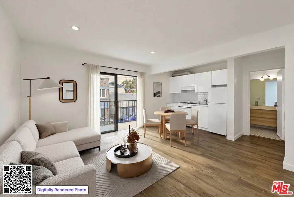 18 24th Avenue Venice, CA 90291