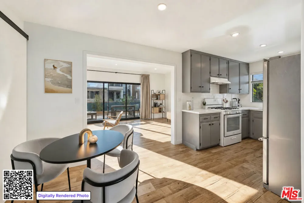 18 24th Avenue Venice, CA 90291
