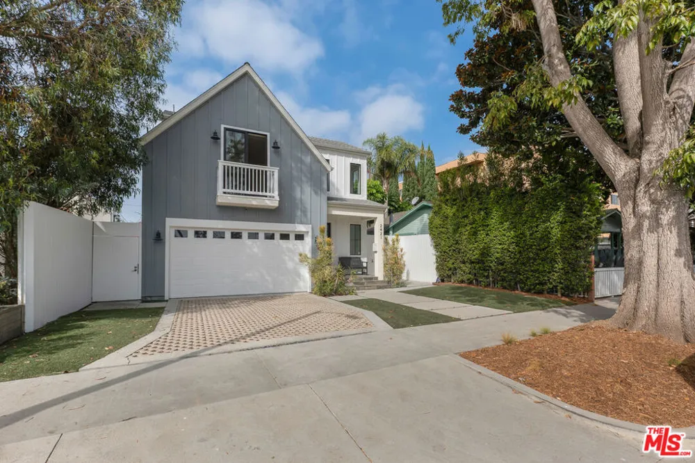 2421 Louella Avenue Los Angeles, CA 90291