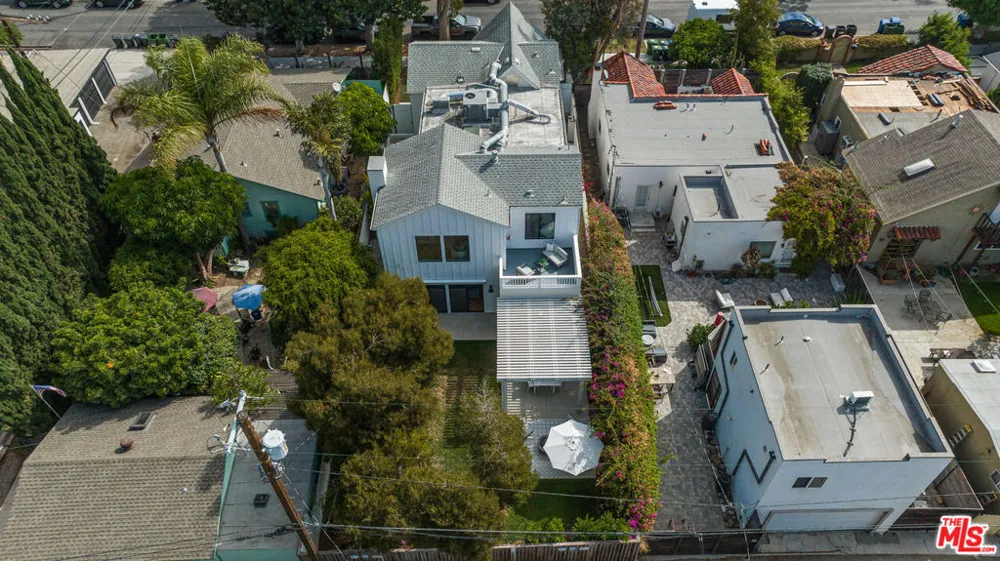 2421 Louella Avenue Los Angeles, CA 90291
