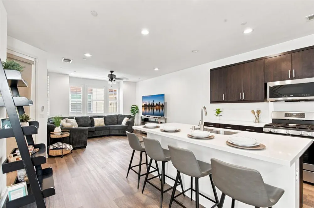 2260 Element Way Chula Vista, CA 91915