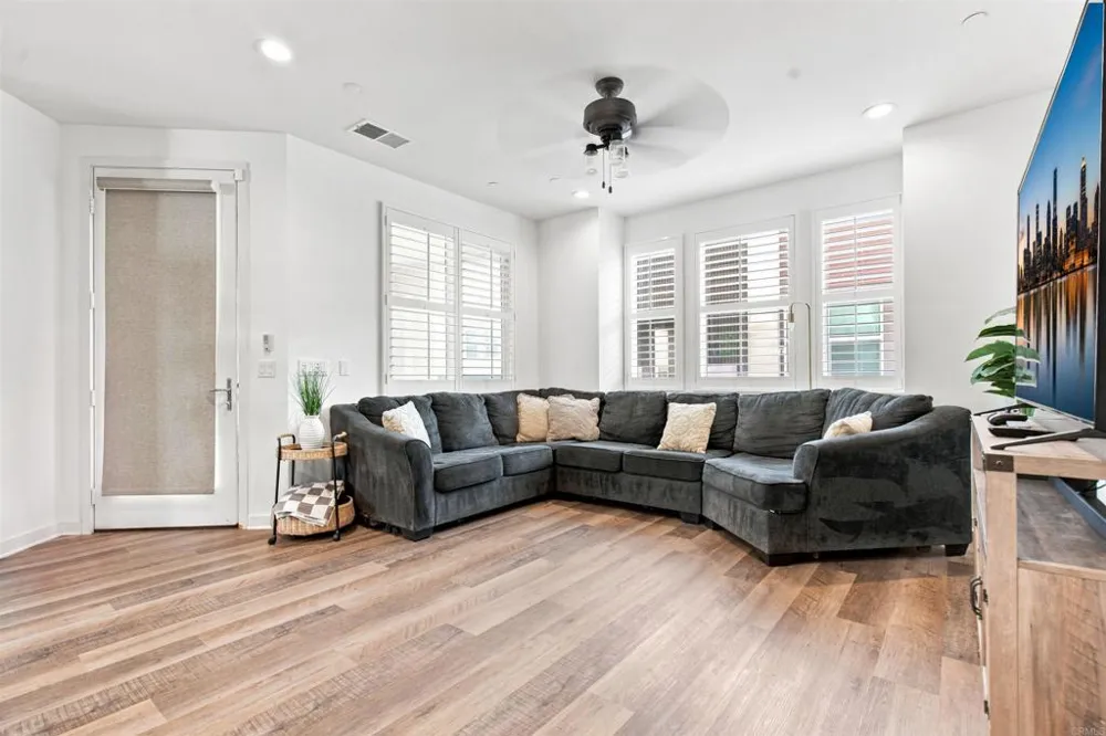 2260 Element Way Chula Vista, CA 91915