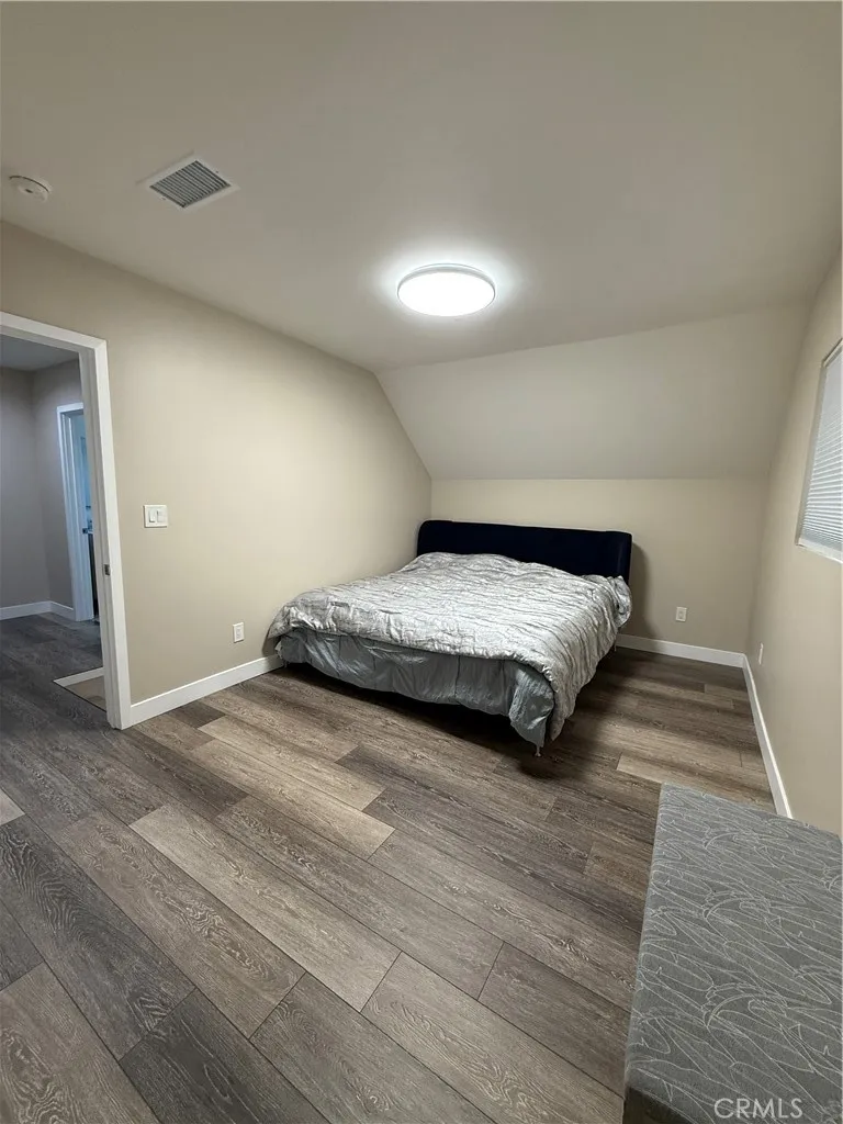 7923 Bellaire North Hollywood, CA 91605
