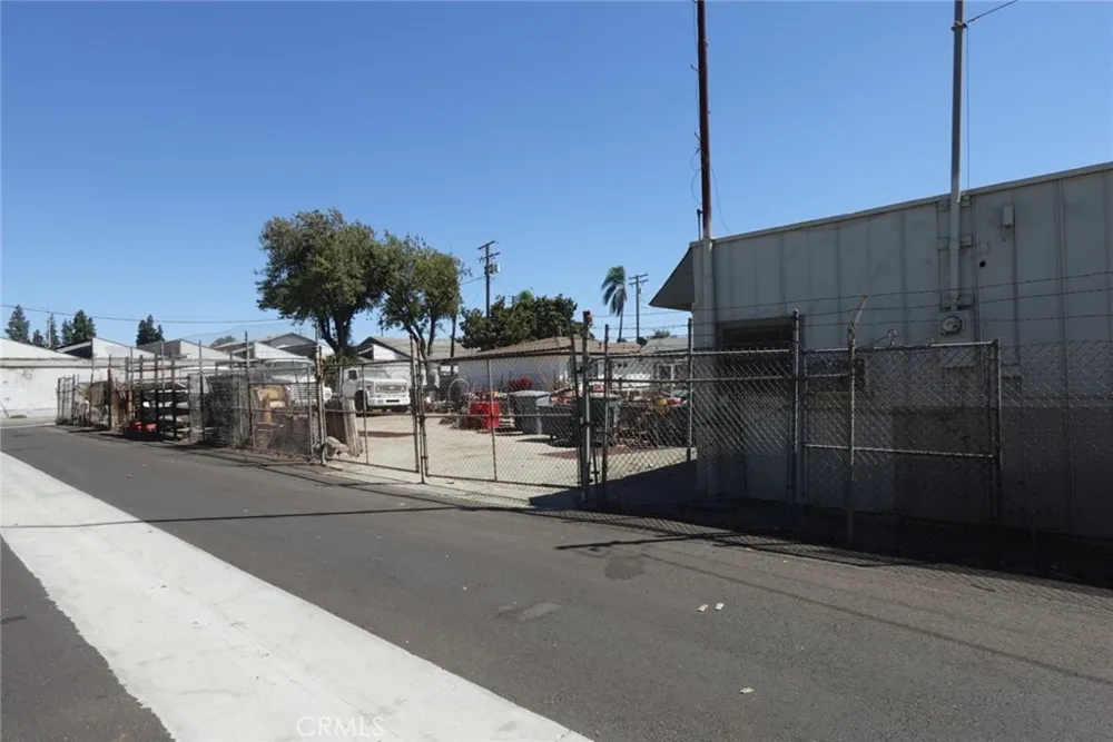13248 5th Chino, CA 91710