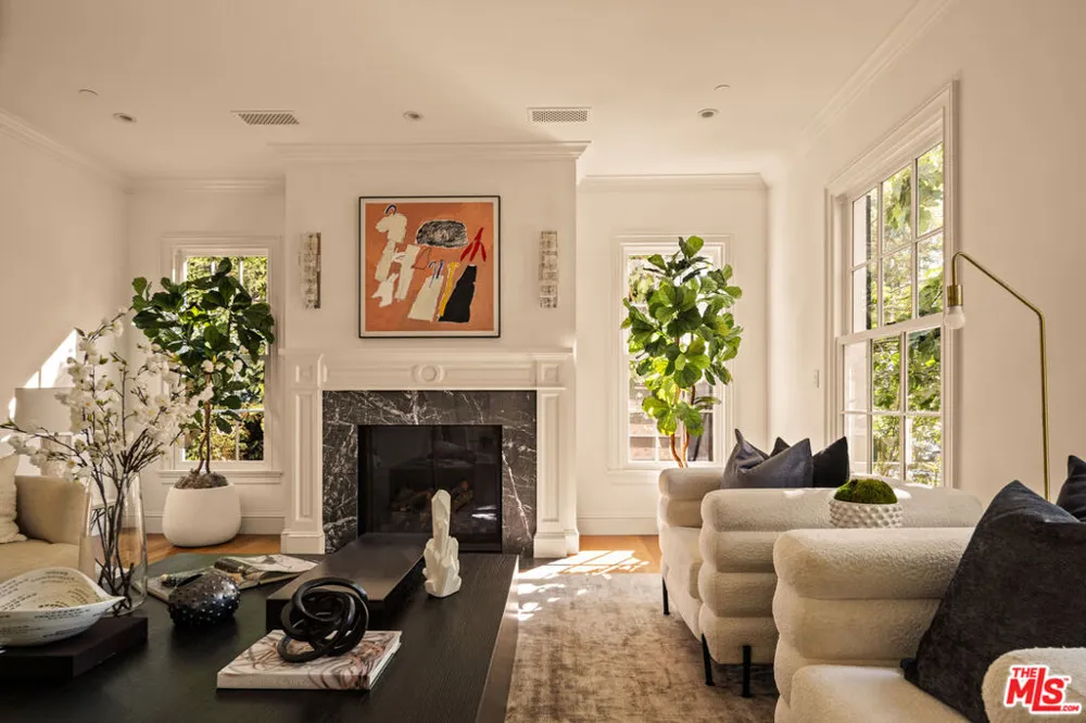 1232 Corsica Drive Pacific Palisades, CA 90272