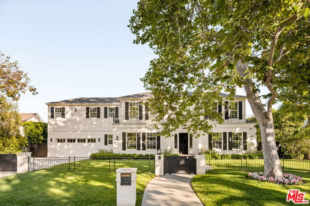 1232 Corsica Drive Pacific Palisades, CA 90272