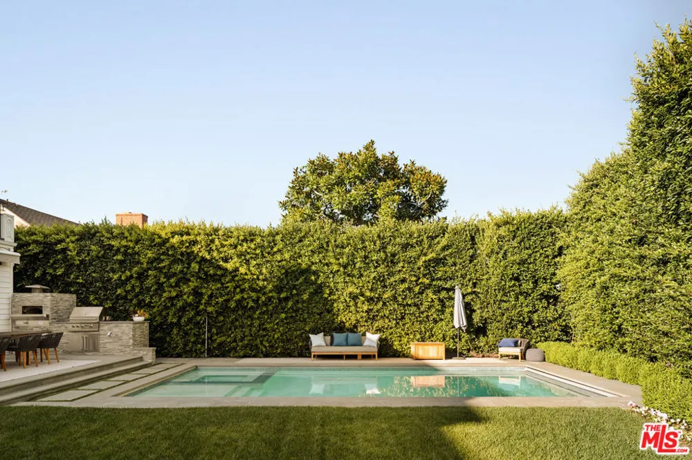 1232 Corsica Drive Pacific Palisades, CA 90272