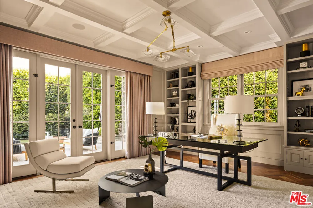 1232 Corsica Drive Pacific Palisades, CA 90272
