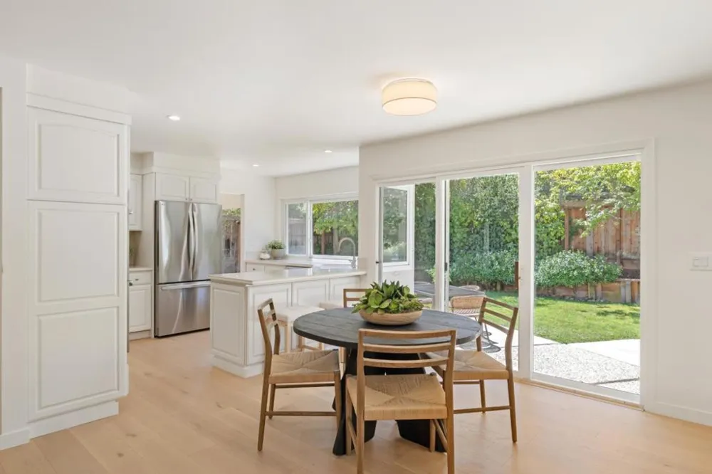 1238 Woodview Terrace Los Altos, CA 94024