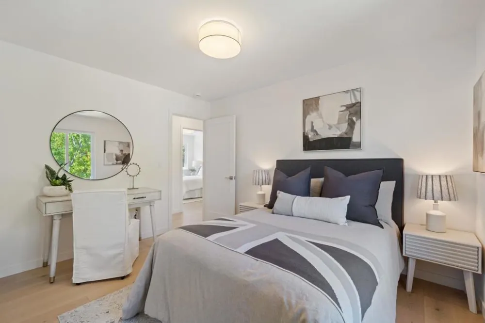 1238 Woodview Terrace Los Altos, CA 94024