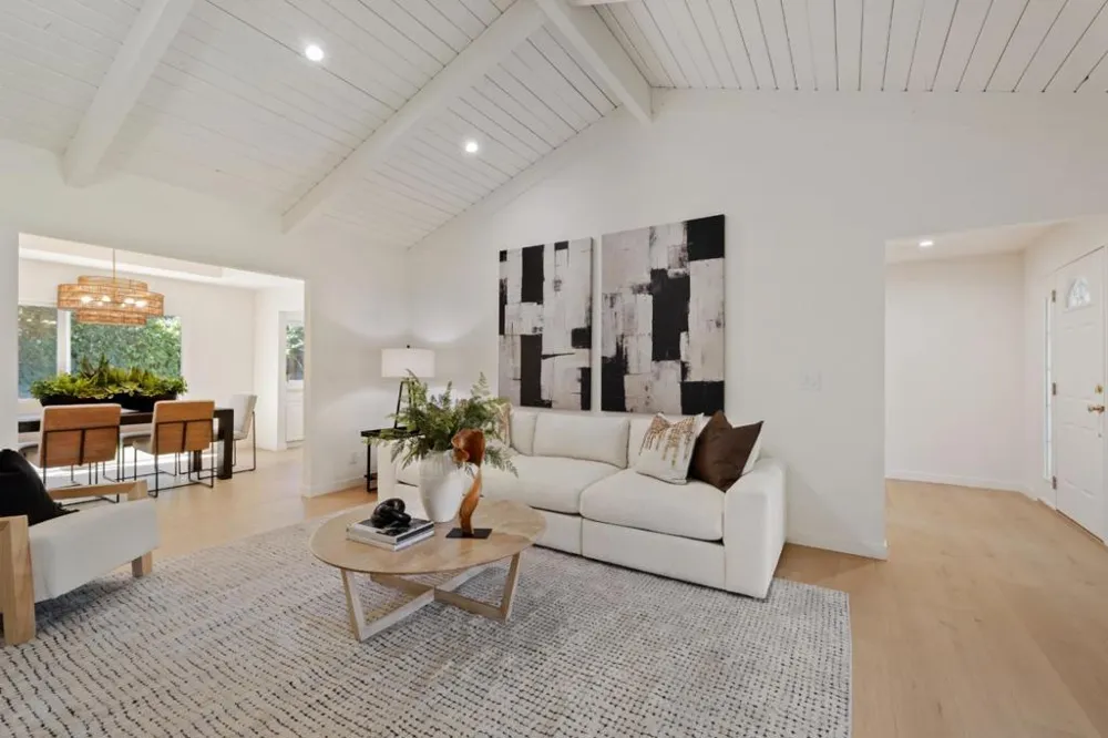 1238 Woodview Terrace Los Altos, CA 94024
