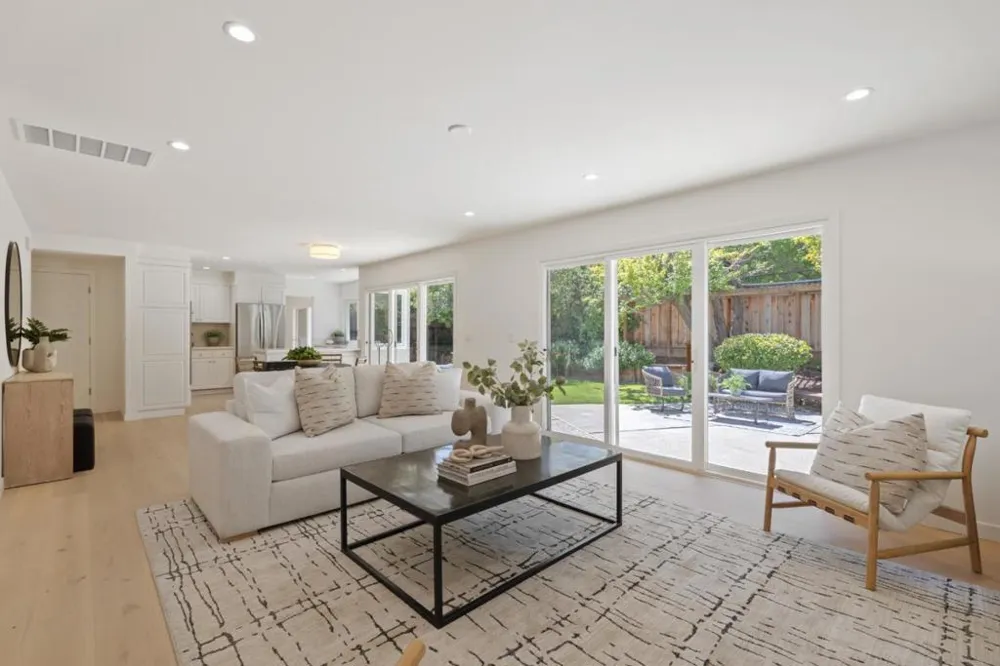1238 Woodview Terrace Los Altos, CA 94024