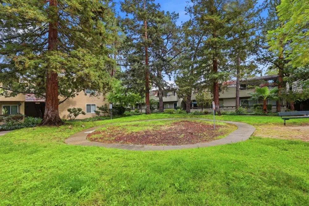 309 Tradewinds Drive #10 San Jose, CA 95123