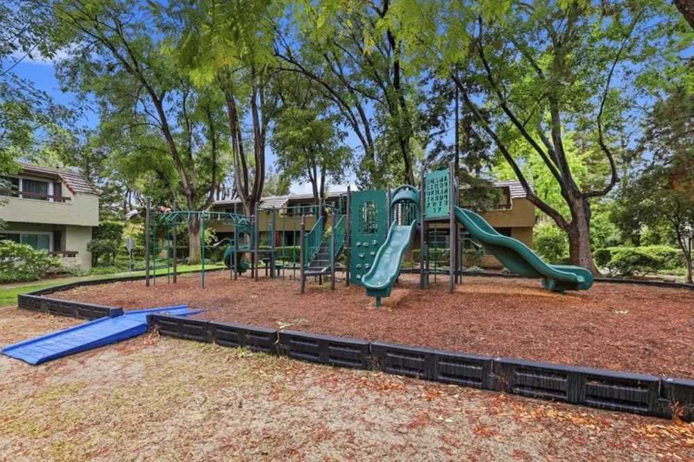 309 Tradewinds Drive #10 San Jose, CA 95123