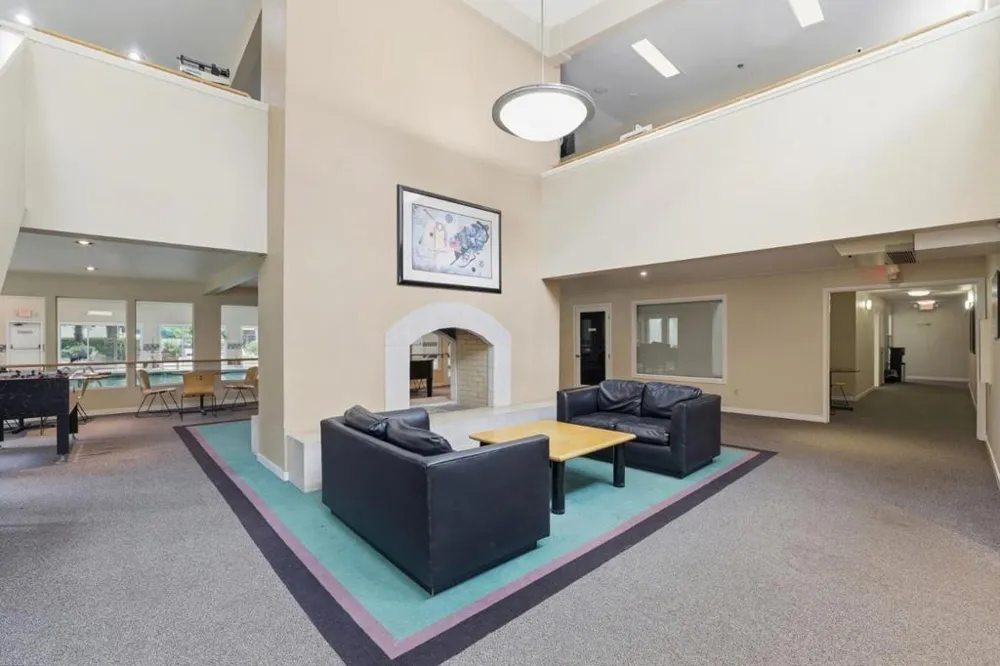 309 Tradewinds Drive #10 San Jose, CA 95123