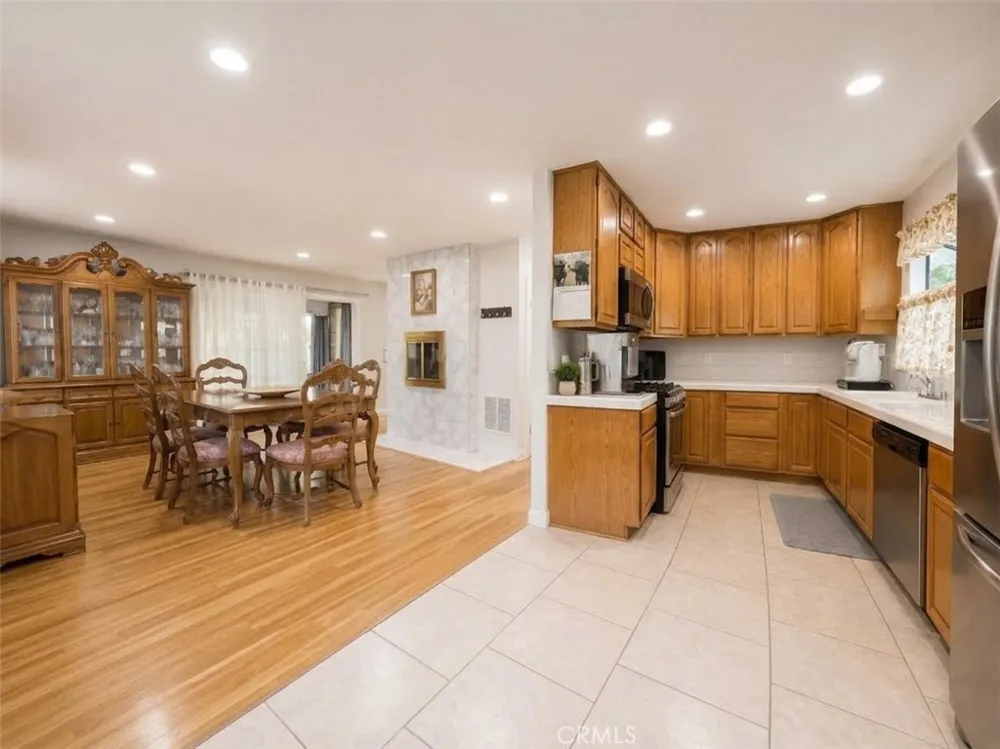 241 Raymond La Habra, CA 90631
