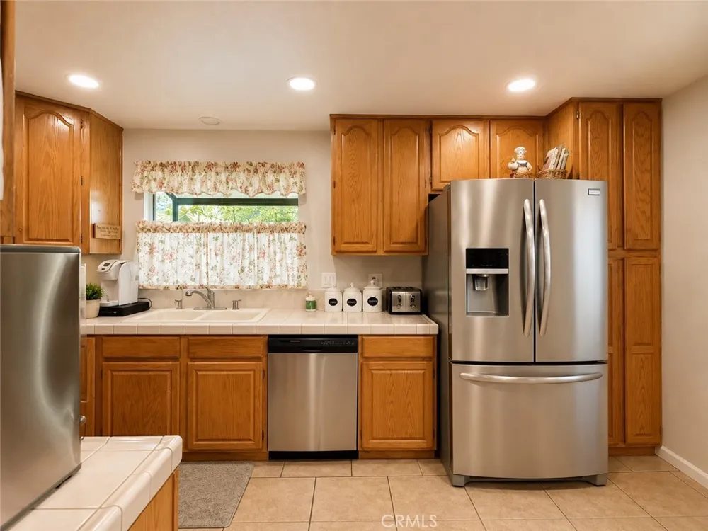 241 Raymond La Habra, CA 90631