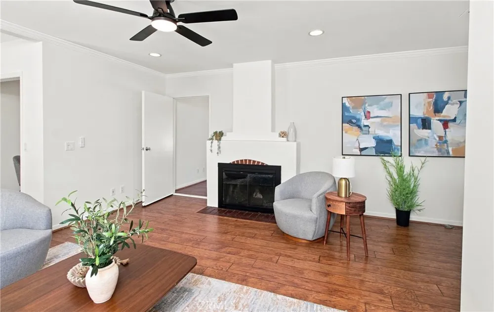 2207 Lamer Street Burbank, CA 91504