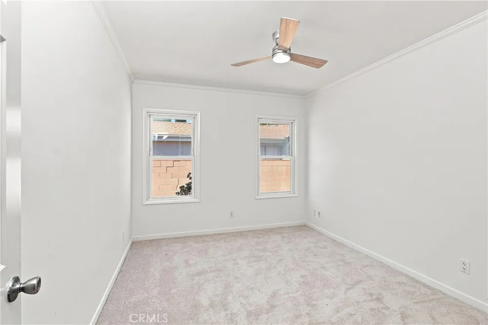 2207 Lamer Street Burbank, CA 91504