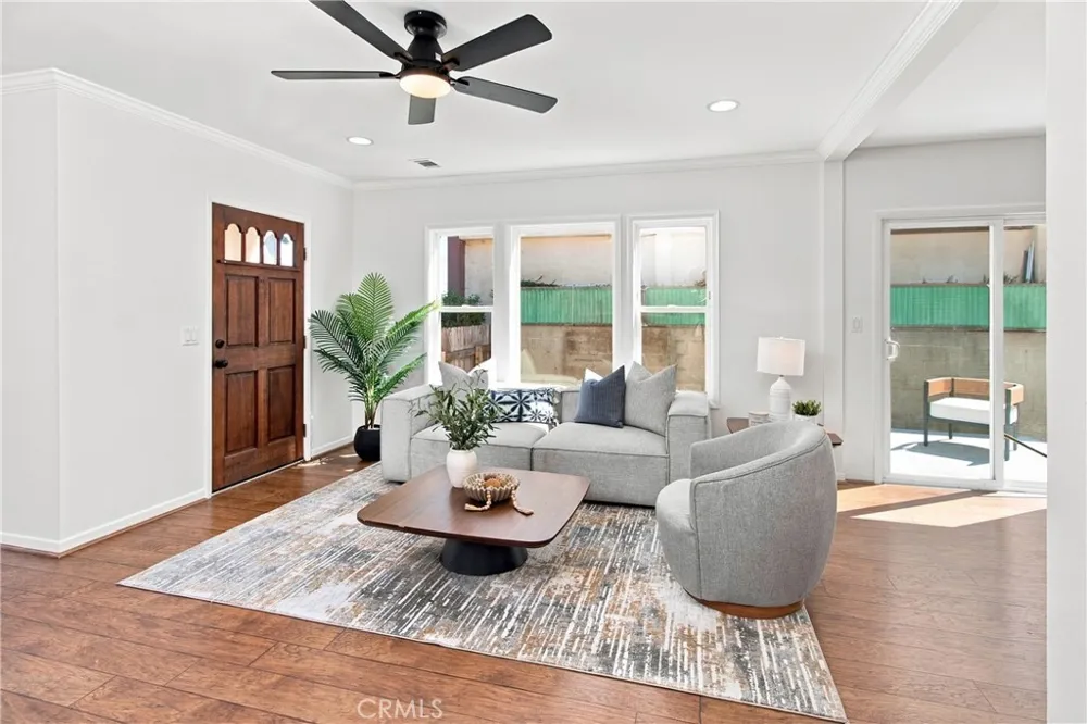 2207 Lamer Street Burbank, CA 91504