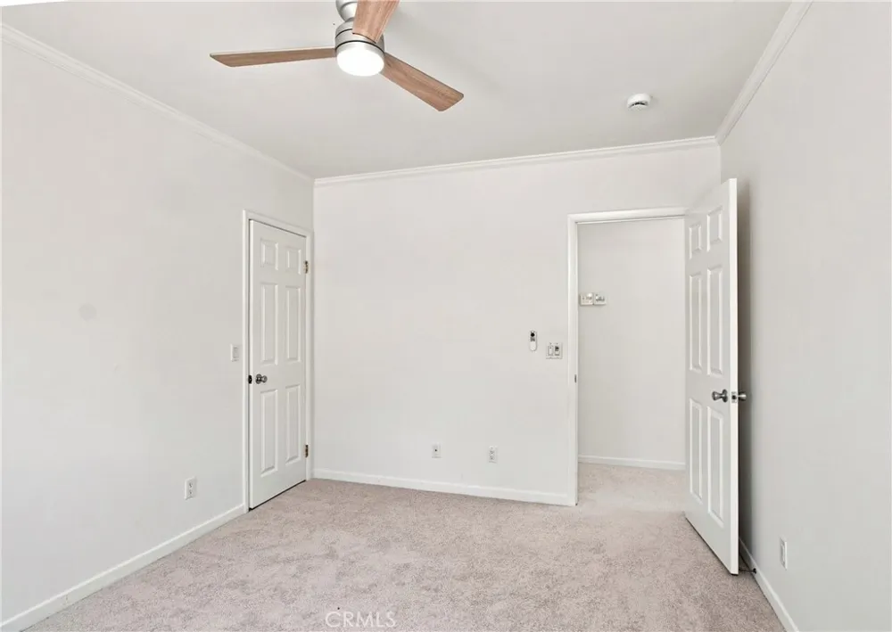 2207 Lamer Street Burbank, CA 91504