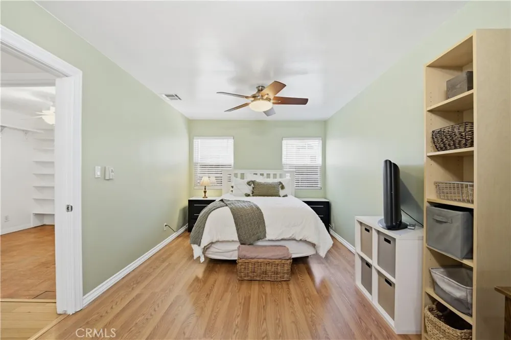 8621 Keokuk Winnetka, CA 91306