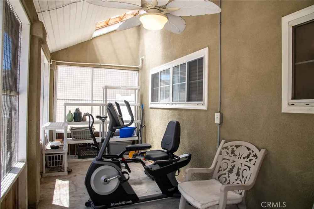 8621 Keokuk Winnetka, CA 91306