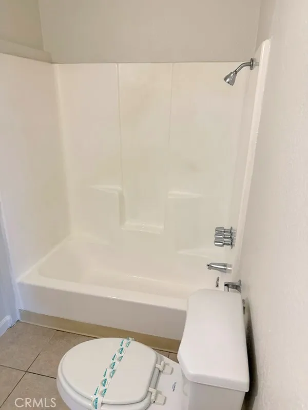 3390 Lime Street #2 Riverside, CA 92501