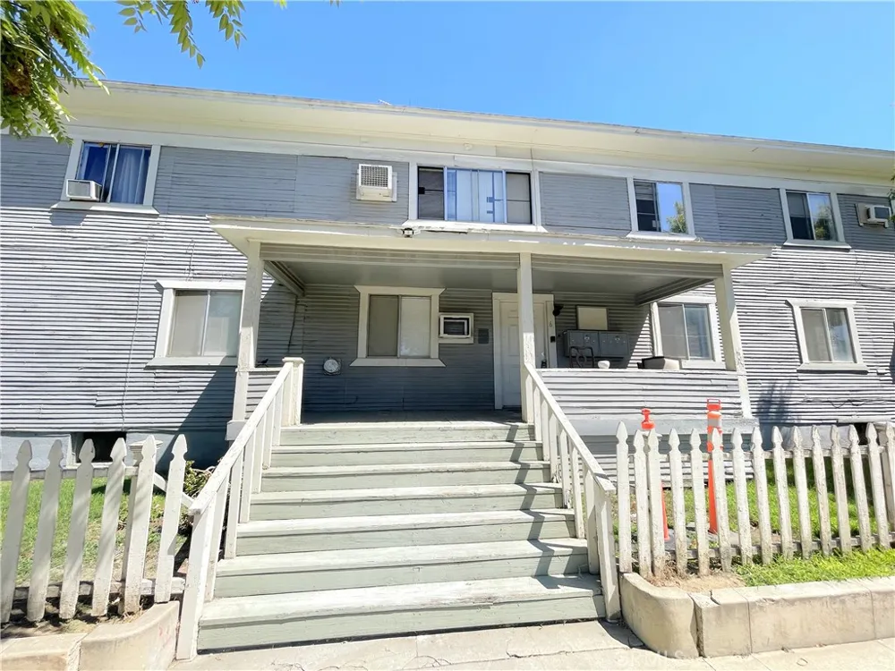 3390 Lime Street #2 Riverside, CA 92501