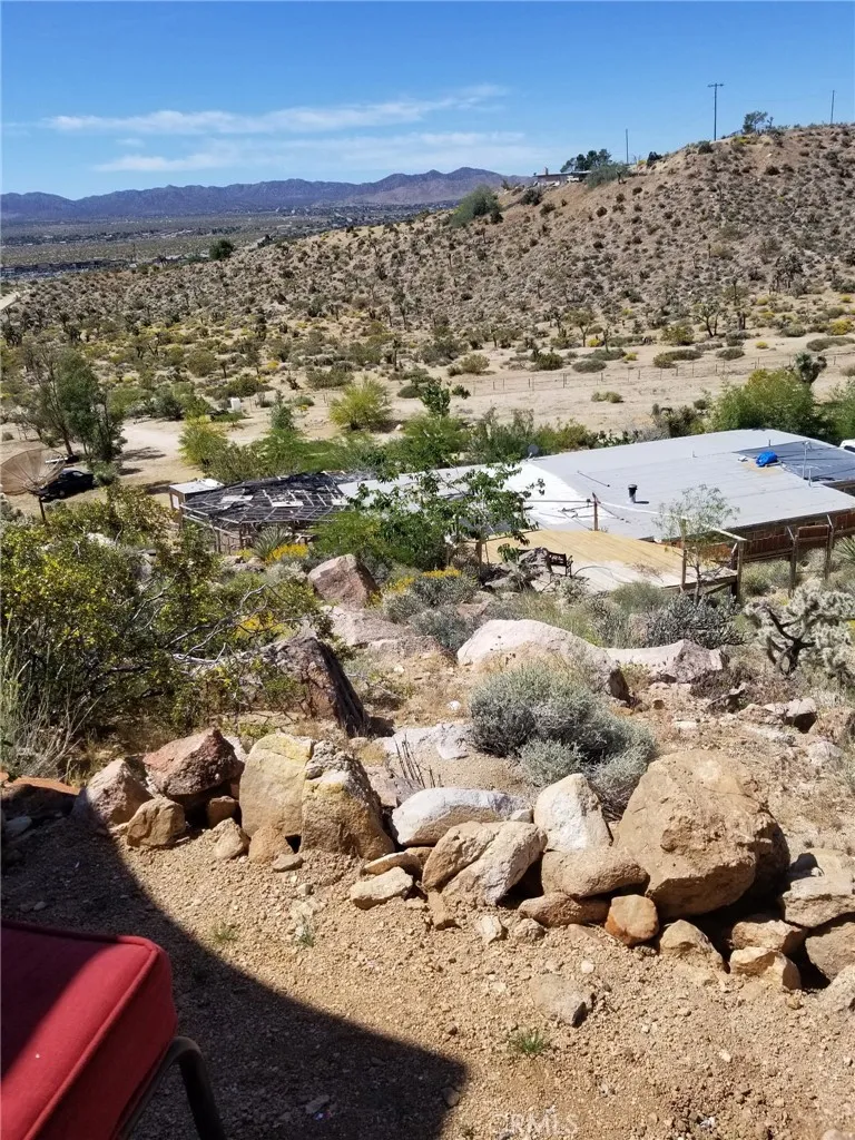 5924 Avalon Yucca Valley, CA 92284