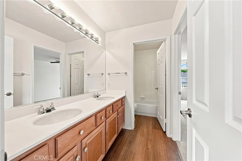 32185 Corte Carmela Temecula, CA 92592