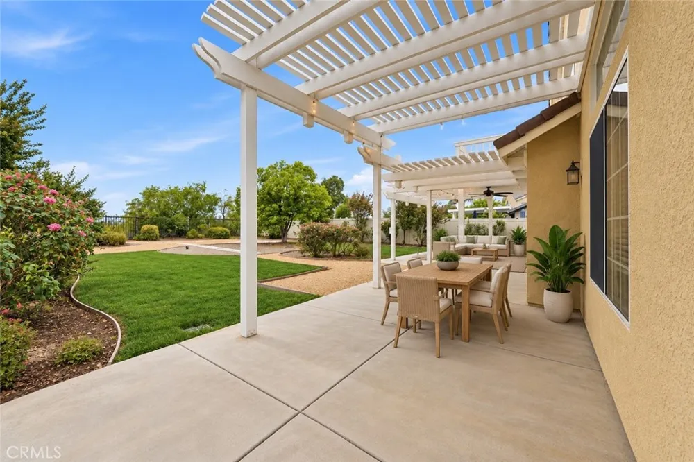 32185 Corte Carmela Temecula, CA 92592