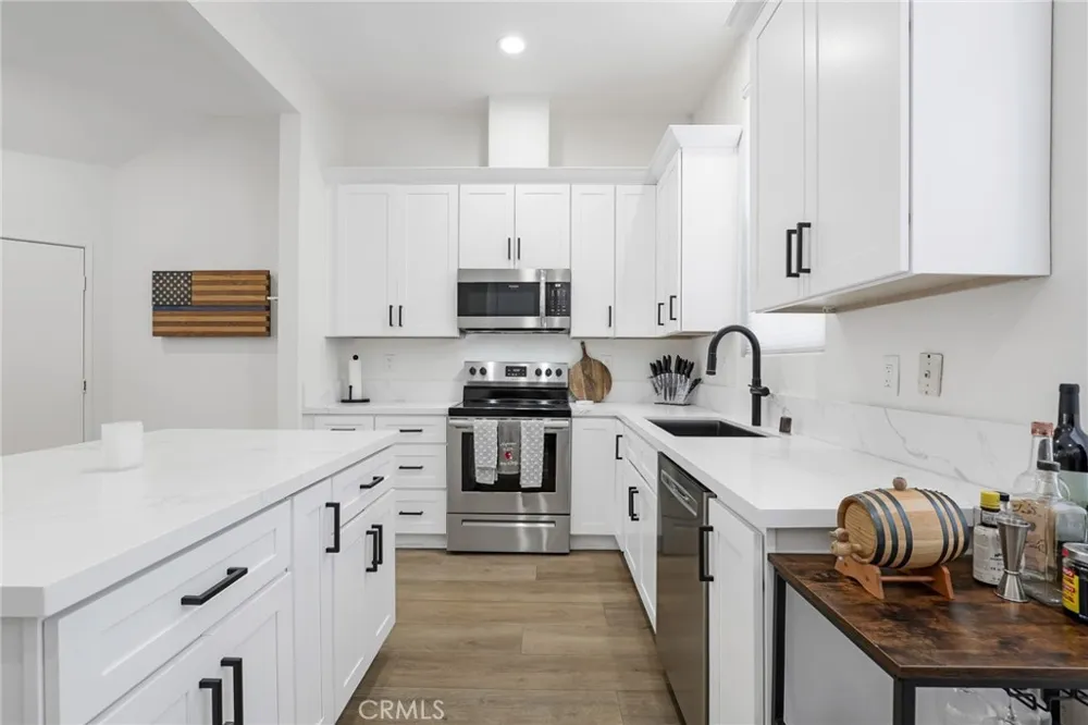 8017 E Naples Anaheim, CA 92808