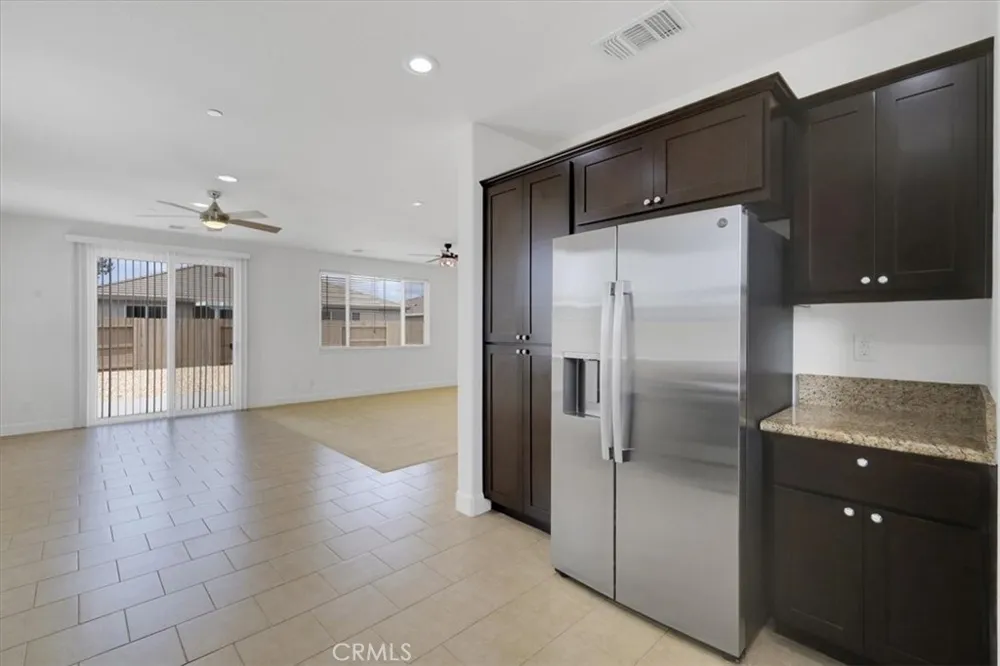 5658 Stonehaven Linda, CA 95901