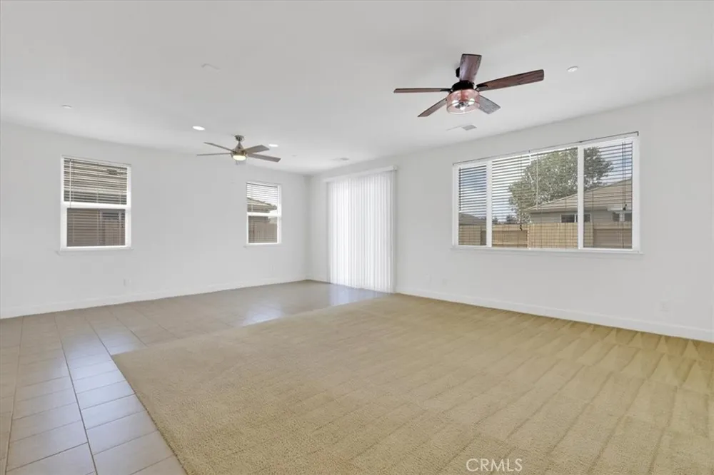 5658 Stonehaven Linda, CA 95901