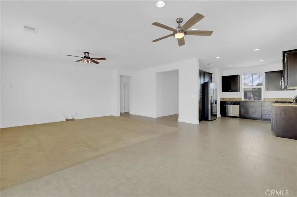 5658 Stonehaven Linda, CA 95901