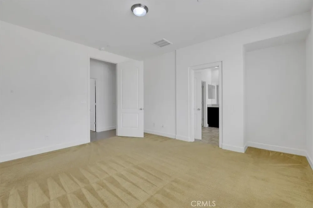 5658 Stonehaven Linda, CA 95901