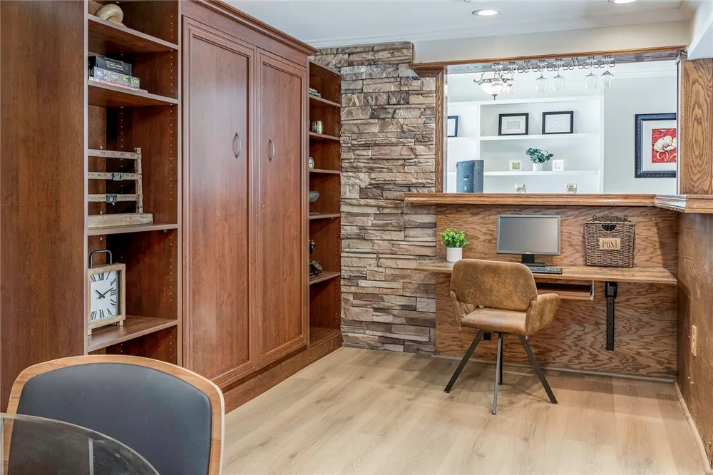 2425 Heather Long Beach, CA 90815