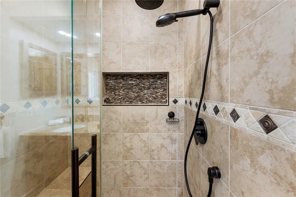 2425 Heather Long Beach, CA 90815