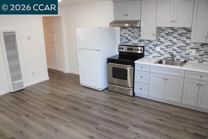 527 Vaqueros Ave Rodeo, CA 94572
